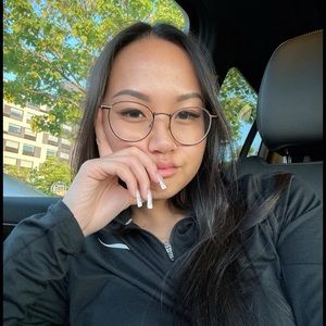 Meet your Posher, Linh